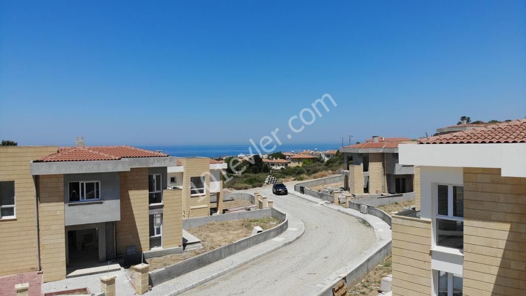 AT SUCH A PRICE,THERE IS NO SUCH SIGHT !!! THE LAST 4 VILLAS !!! MAGNIFICENT VILLAS OF 159.500 STG WITH MAGNIFICENT SEA VIEW ON KYRENIA HASAN UZUN PETROL OF CYPRUS 3 +1 DOES NOT CLOSE ** 