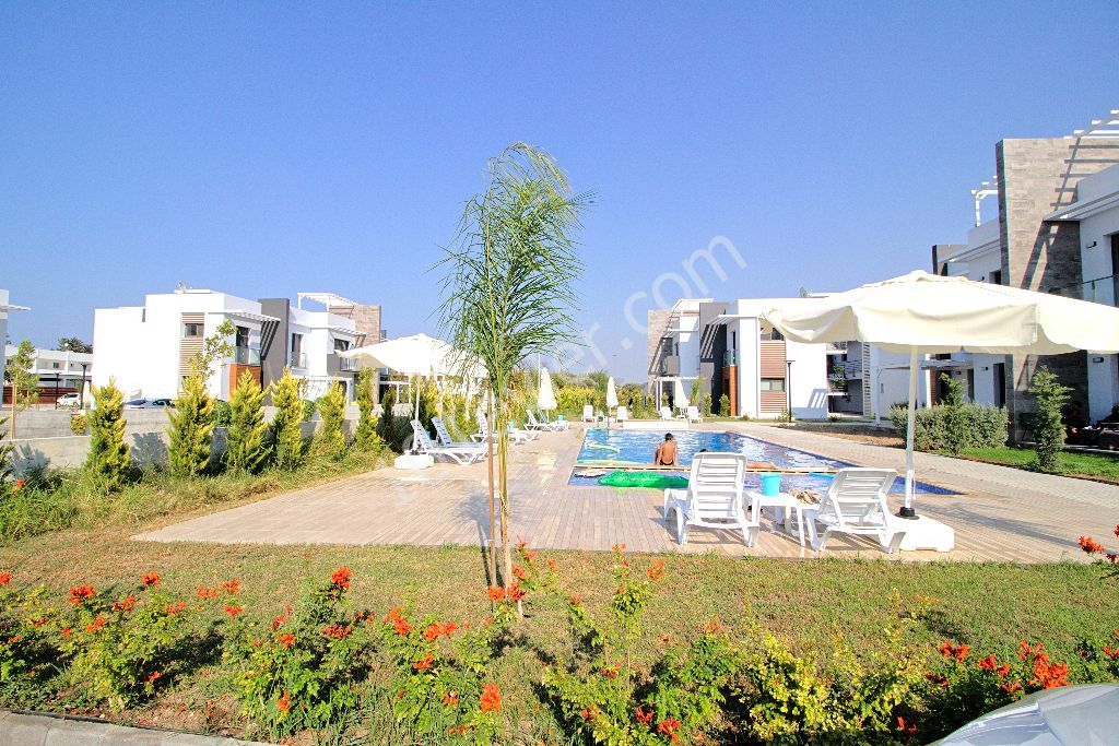 Girne Ozanköy'de Site İçersinde Satılık  2+1 Full Beyaz Eşyalı Dairenize Hemen Taşının