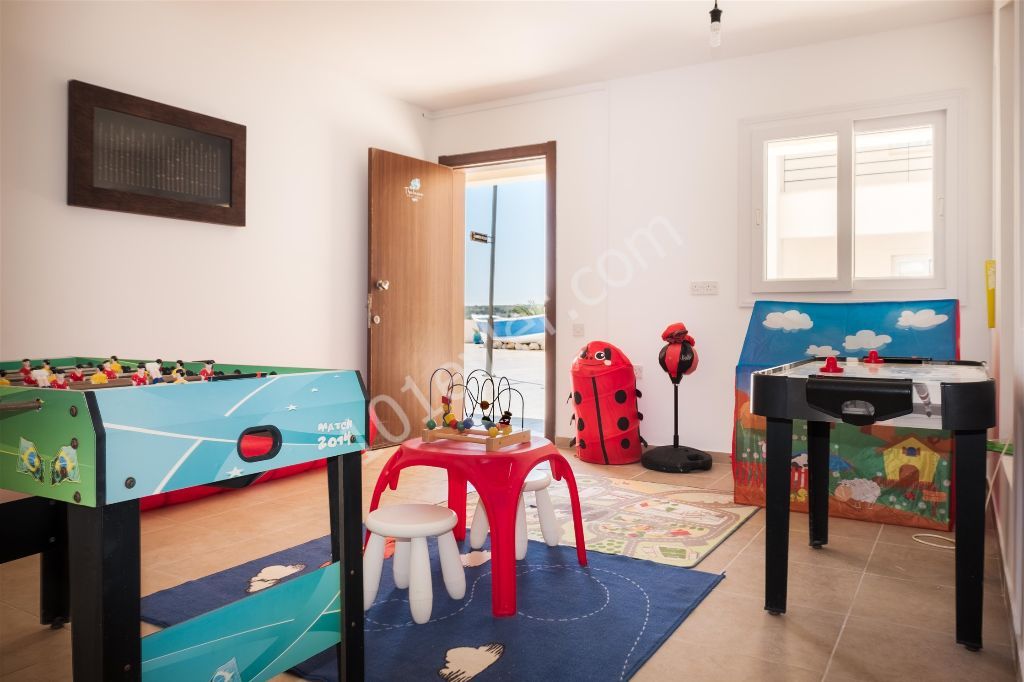 CYPRUS İSKELE BAFRA SEA FRONT 3 + 1 КВАРТИРЫ С ЧАСТНЫМ БАССЕЙНОМ НА ПРОДАЖУ ** 