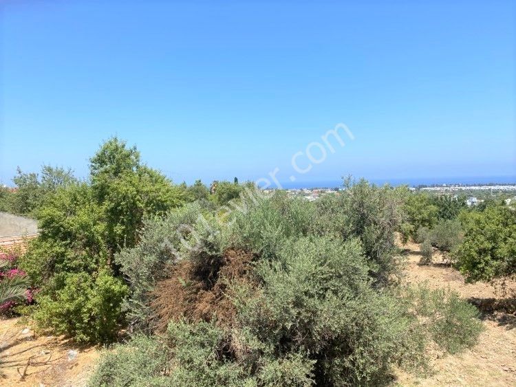 2+1 APARTMENTS WITH MOUNTAIN AND SEA VIEWS FOR SALE AT 63.000 STG IN KYRENIA OZANKOY IN CYPRUS ** 