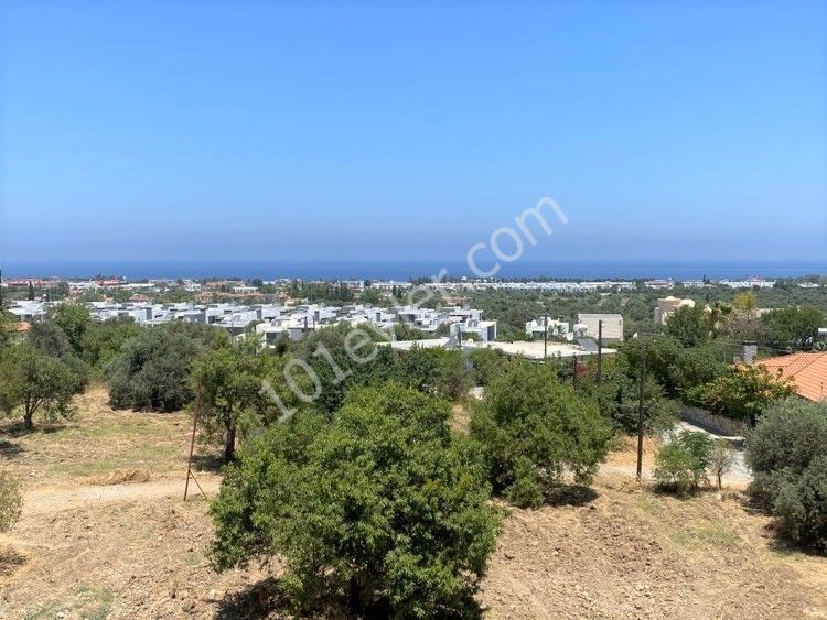 2+1 APARTMENTS WITH MOUNTAIN AND SEA VIEWS FOR SALE AT 63.000 STG IN KYRENIA OZANKOY IN CYPRUS ** 