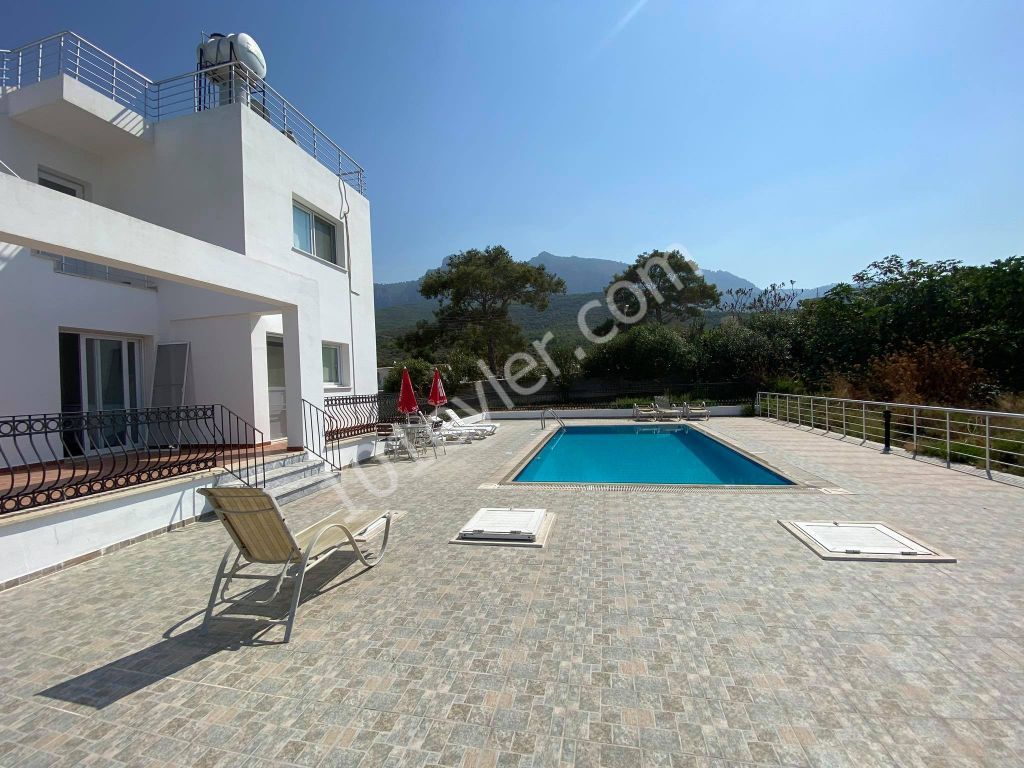 Villa To Rent in Girne Merkez, Kyrenia