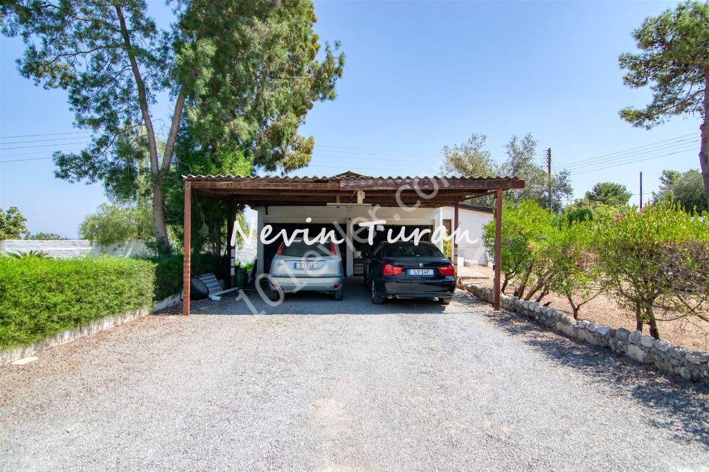 Villa For Sale in Çatalköy, Kyrenia