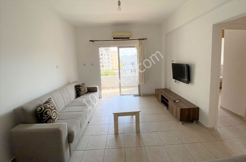 GİRNE DE ANA CADDE ÜZERİNDE 2.000 TL EŞYALI  2+1 KİRALIK DAİRE 