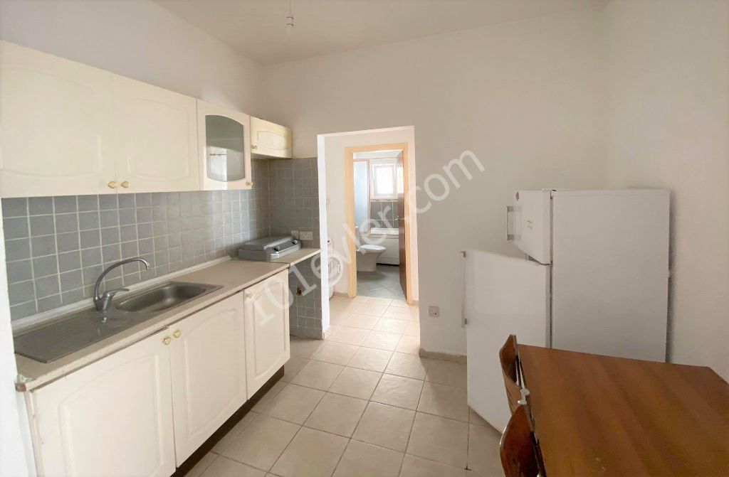 Flat To Rent in Girne Merkez, Kyrenia