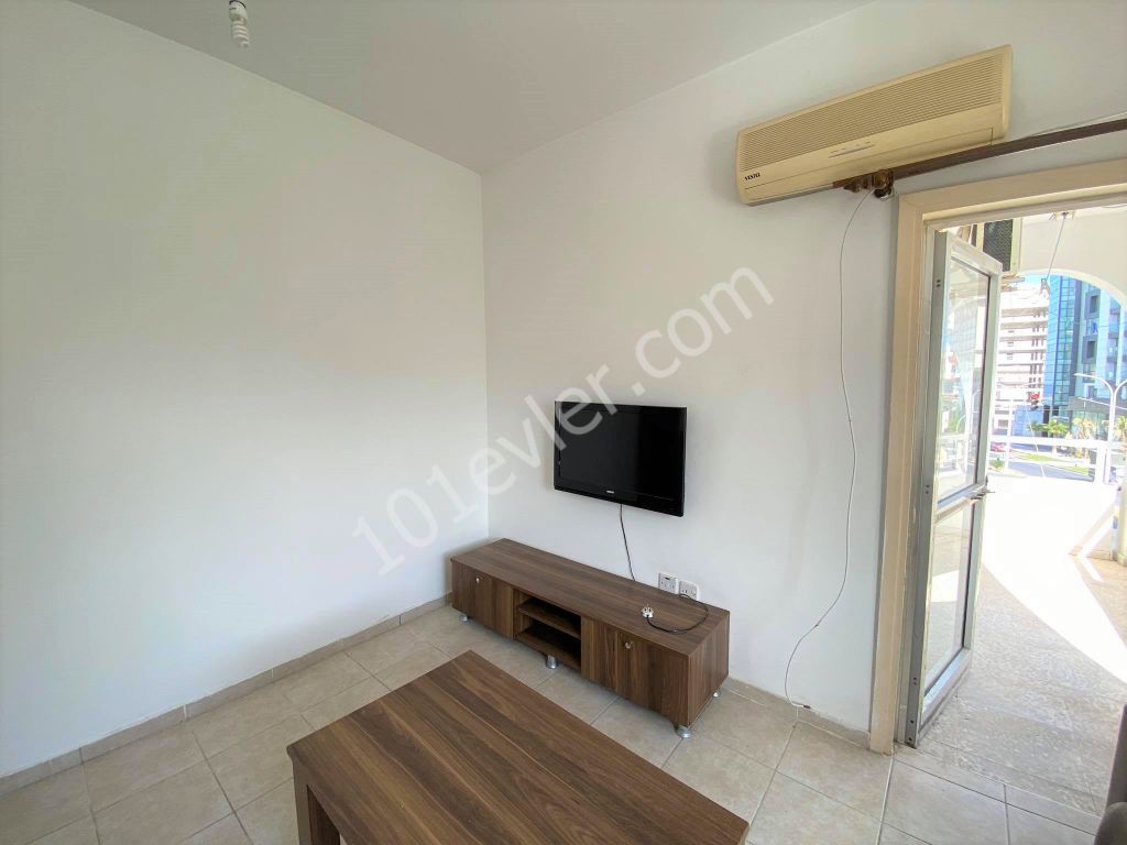 Flat To Rent in Girne Merkez, Kyrenia