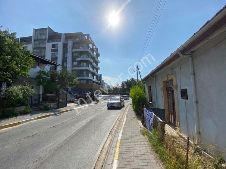 Detached House For Sale in Girne Merkez, Kyrenia