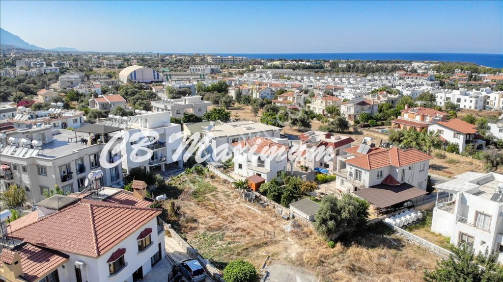 Girne Zeytinlikte Hayalinizdeki Evi İnşa Edebileceğiniz Satılık Arsa