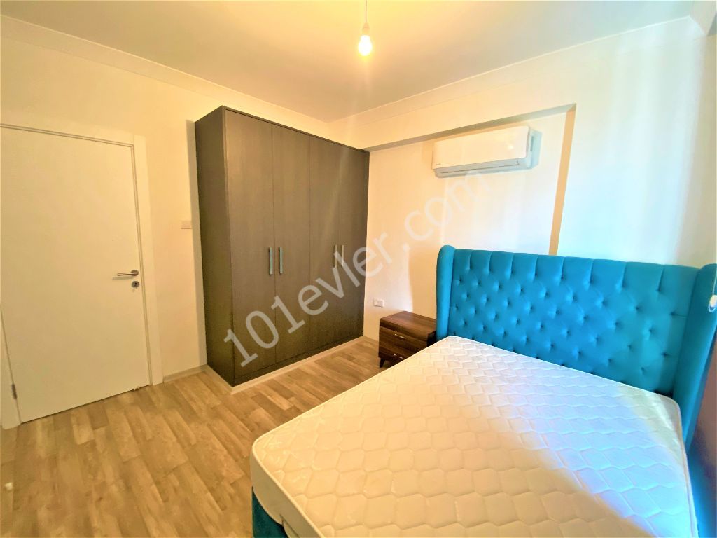 Kıbrıs Girne Merkez Havuzlu Sitede Eşyalı Kiralık 3+1 Daire