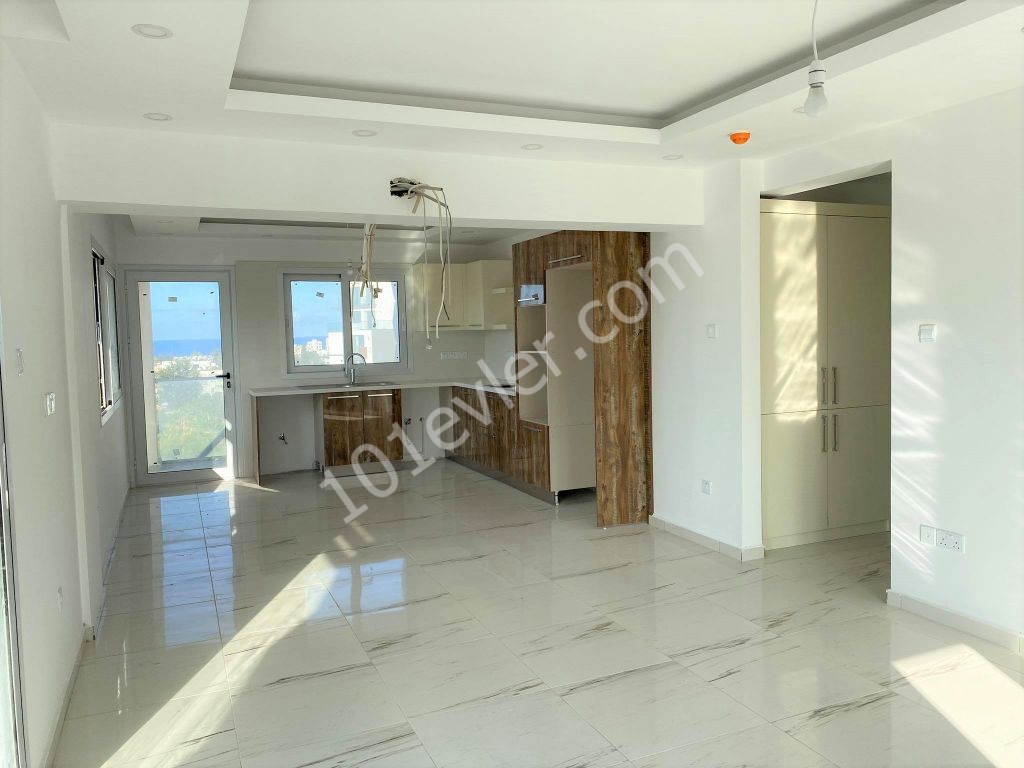 3+1 NEW OPPORTUNITY APARTMENT ON THE MAIN STREET IN THE CENTER OF KYRENIA ** 