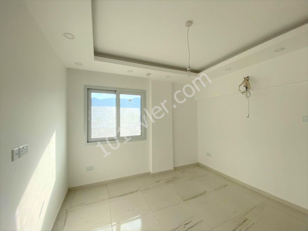 3+1 NEW OPPORTUNITY APARTMENT ON THE MAIN STREET IN THE CENTER OF KYRENIA ** 