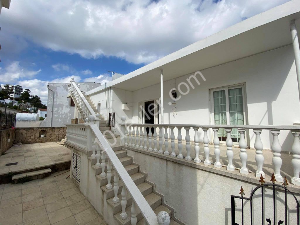 THE SOLE AUTHORITY !! 2-STOREY DETACHED HOUSE WITH A LARGE GARDEN IN BELLAPAIS, KYRENIA, CYPRUS ** 