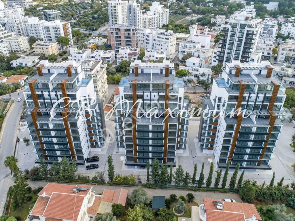 Girne Merkez'de City Life Rezidans'ta Lüx Eşyalı 2+1 Geniş Daireler