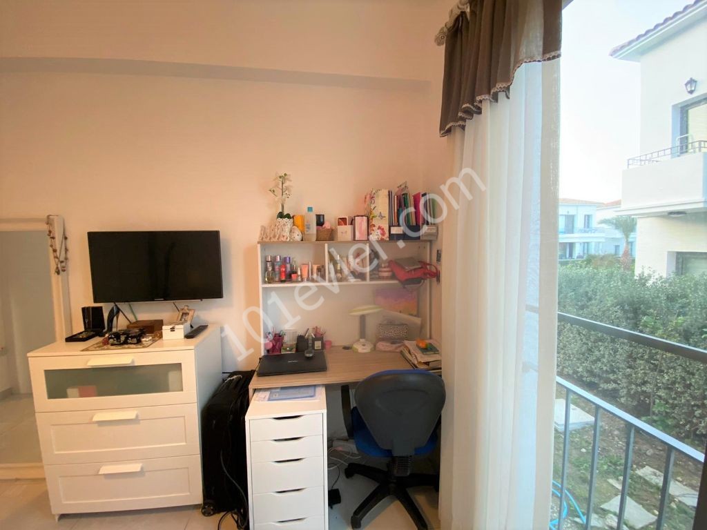 Flat For Sale in Alsancak, Kyrenia