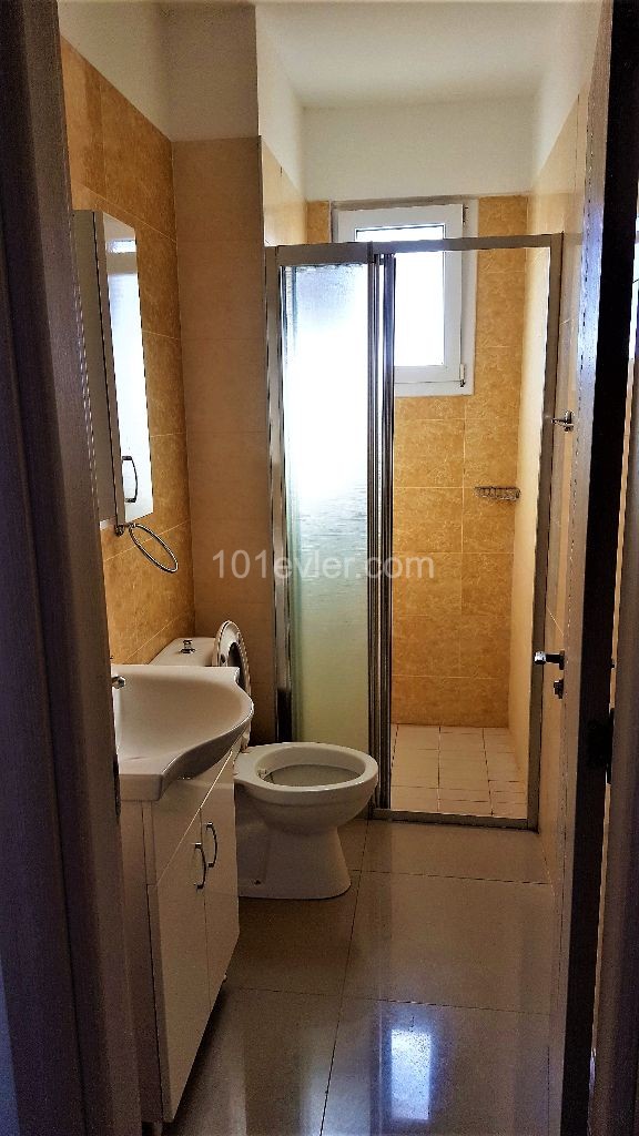 2+1 Flats for Rent in Kyrenia Center 