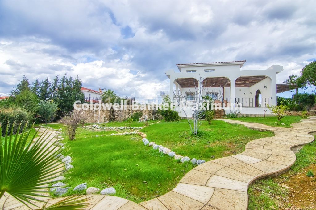 For Sale 5 Bed 5 Bath Villa  Close to The Beach  Girne , North Cyprus