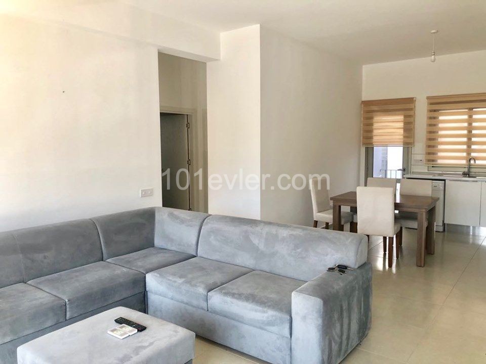 KIBRIS ALSANCAK MİLOS PARK TA EŞYALI  BÜYÜK BAHÇELİ 2+1  DAİRE