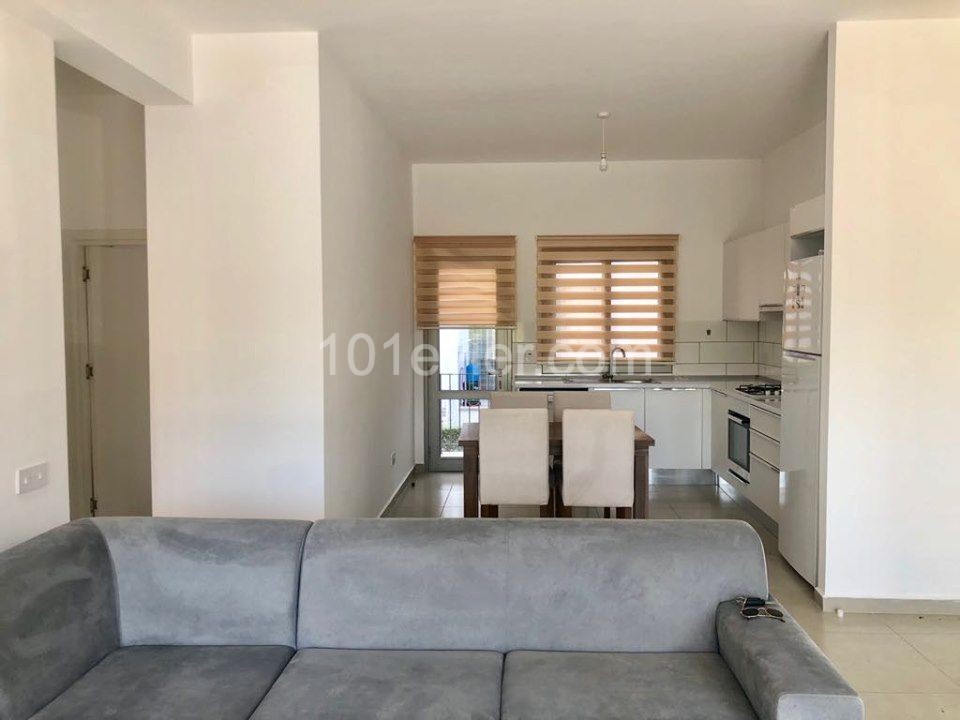 Flat To Rent in Alsancak, Kyrenia