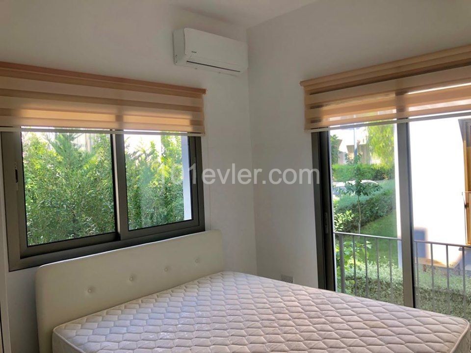 Flat To Rent in Alsancak, Kyrenia