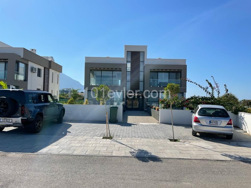 2+1 Flats with Large Gardens in Alsancak Northern Cyprus