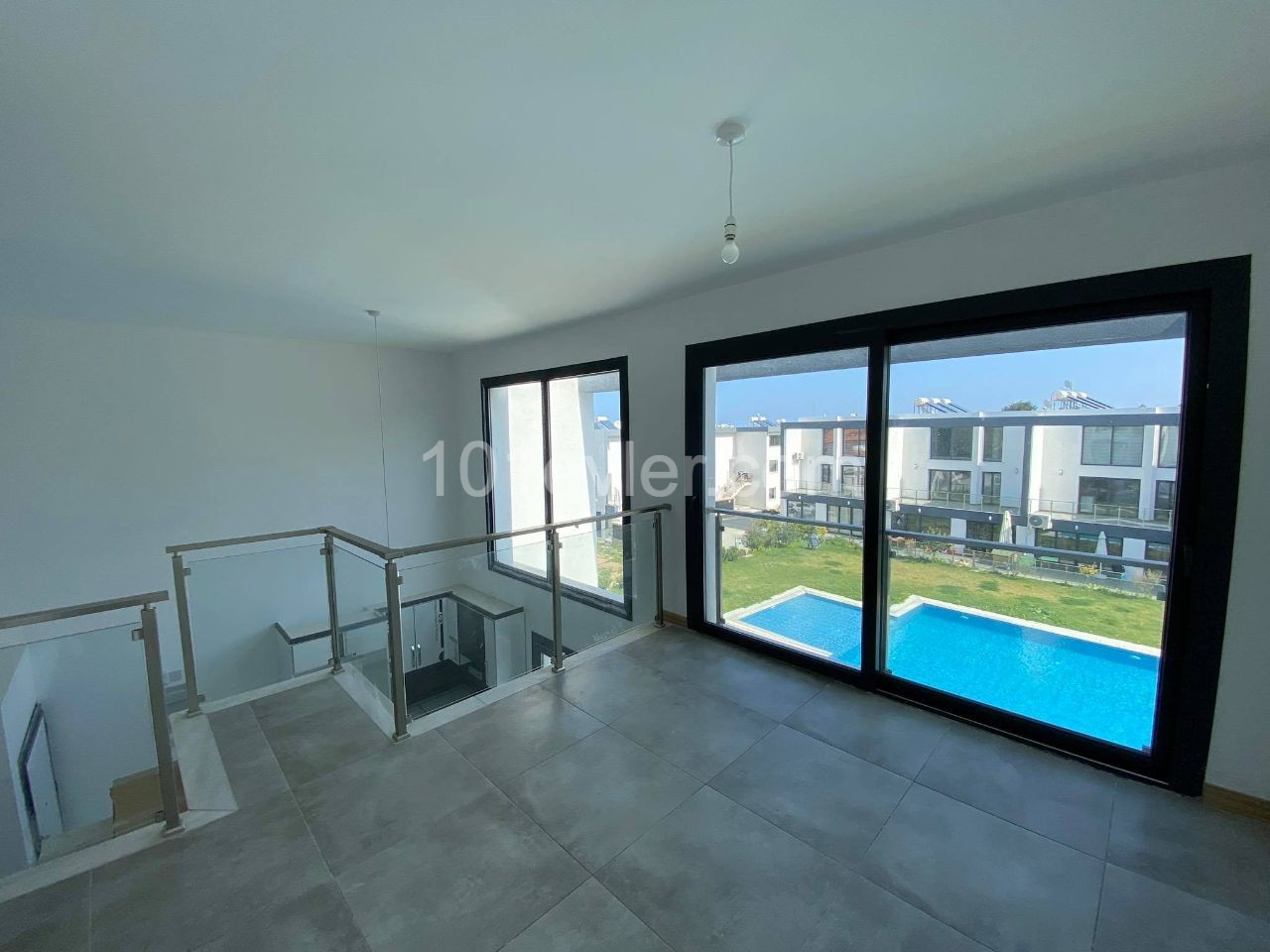 THE SOLE AUTHORITY !! OPPORTUNITY ! 1+1 LOFT APARTMENT WITH ALL EXPENSES PAID ON AN ELITE SITE IN ALSANCAK, KYRENIA ** 