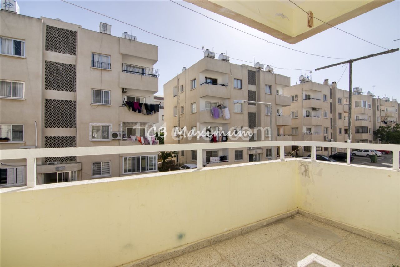 Flat To Rent in Aşağı Girne, Kyrenia