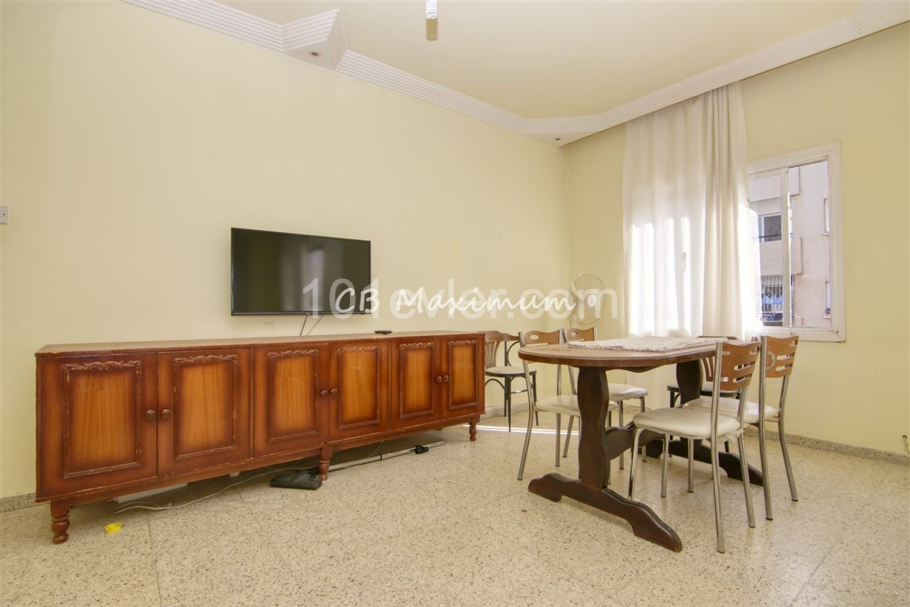 Flat To Rent in Aşağı Girne, Kyrenia