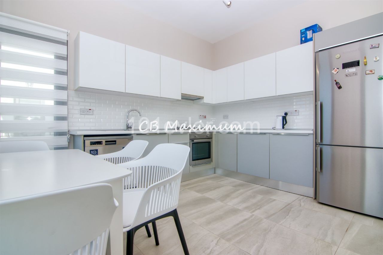 Flat To Rent in Alsancak, Kyrenia