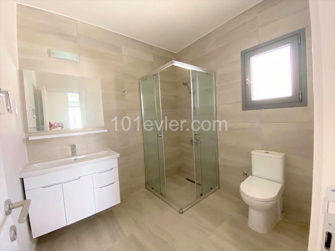 TOP FLOOR APARTMENT IN TOWN HOUSES, THE MOST PRESTIGIOUS SITE OF ALSANCAK IN KYRENIA, CYPRUS ** 