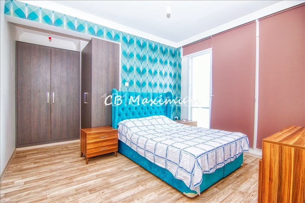 Girne Merkez’de Lüks Eşyalı Geniş 3+1 Kiralık Rezidans