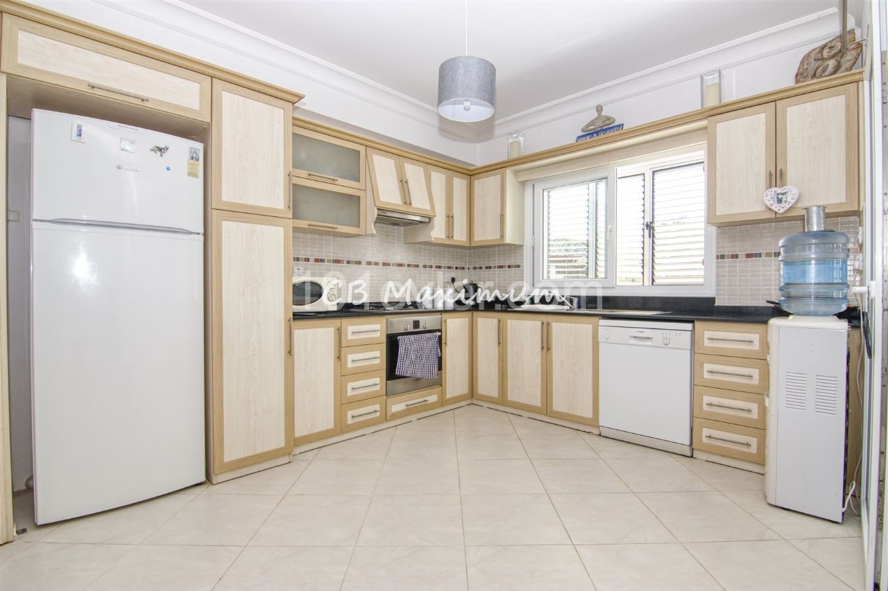 Flat For Sale in Ozanköy, Kyrenia