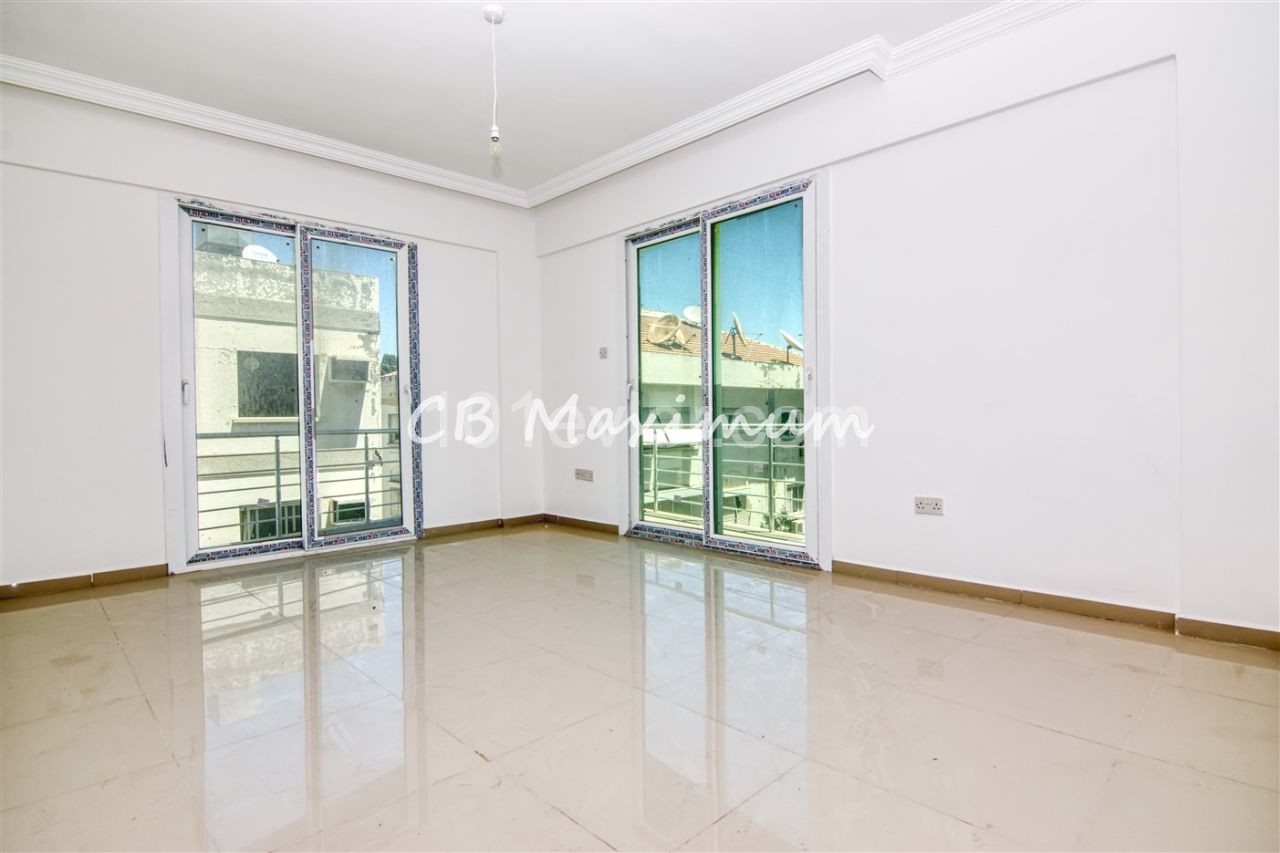 Flat For Sale in Girne Merkez, Kyrenia