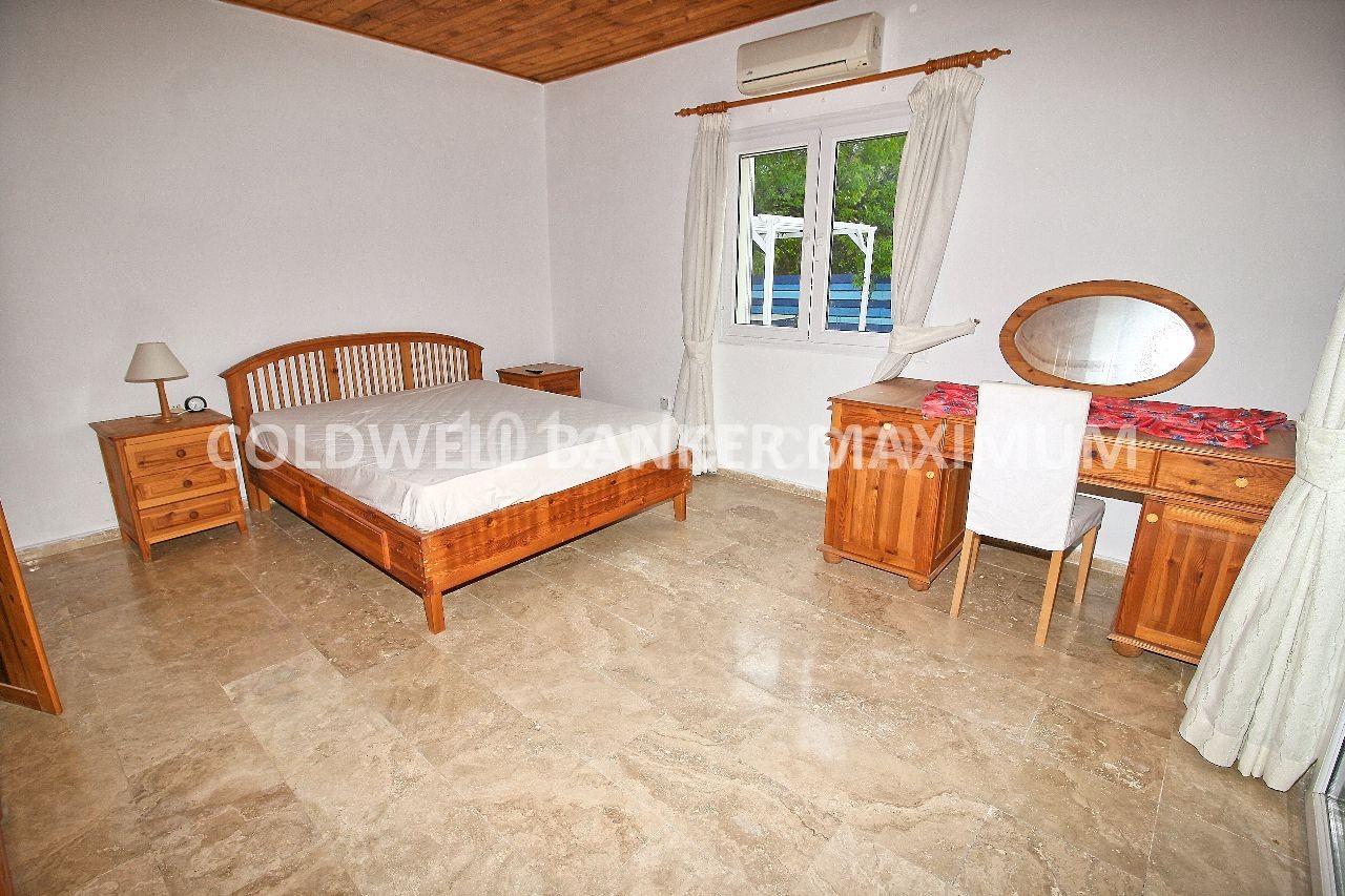 Villa For Sale in Karşıyaka, Kyrenia