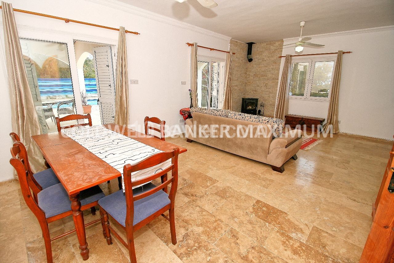 Villa For Sale in Karşıyaka, Kyrenia