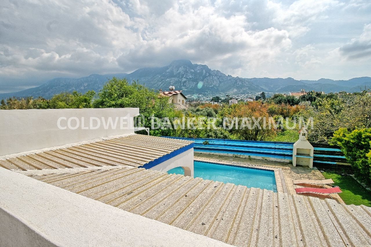 Villa For Sale in Karşıyaka, Kyrenia