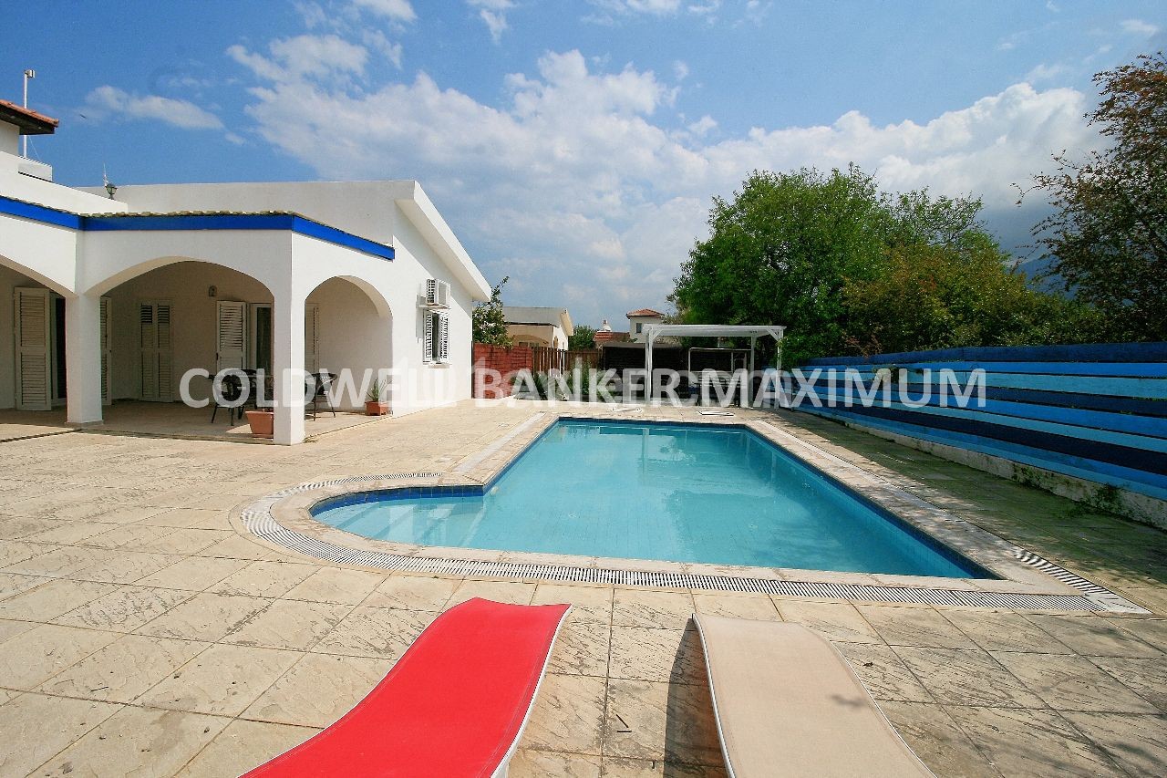 Villa For Sale in Karşıyaka, Kyrenia