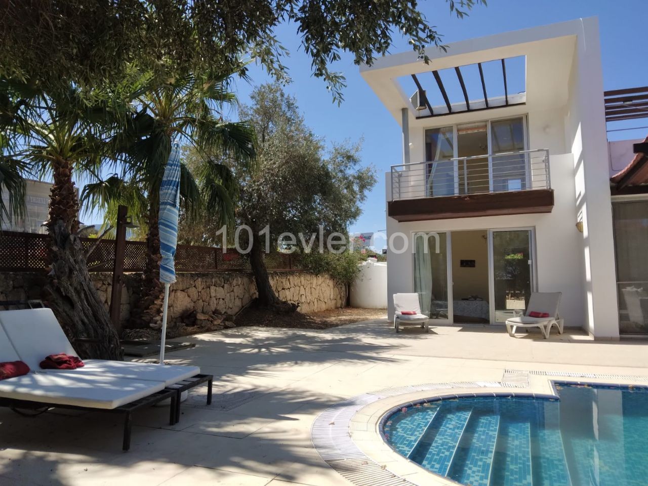 3 + 1 Luxusvilla Zur Miete In Kyrenia Esentepede ** 