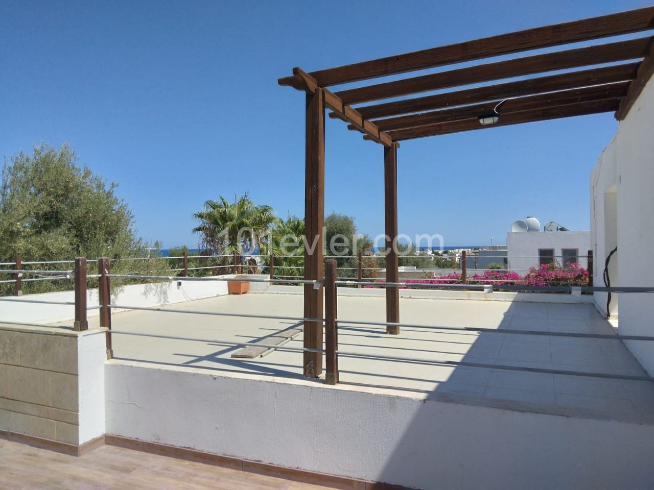 3 + 1 Luxusvilla Zur Miete In Kyrenia Esentepede ** 