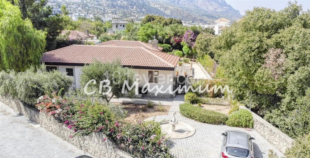 A Detached One-Decker Villa for Sale with a Private Swimming Pool in Kyrenia Lapta, Within a Plot of 1070m2 ** 