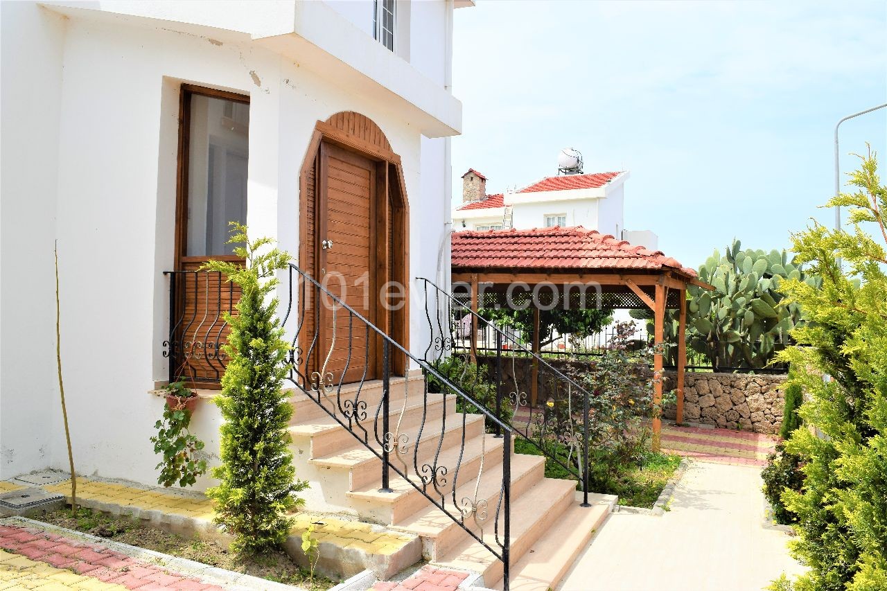 3+1 Villa with Swimming Pool in Bellapais Kyrenia 