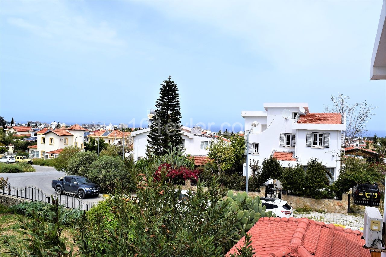 3+1 Villa with Swimming Pool in Bellapais Kyrenia 