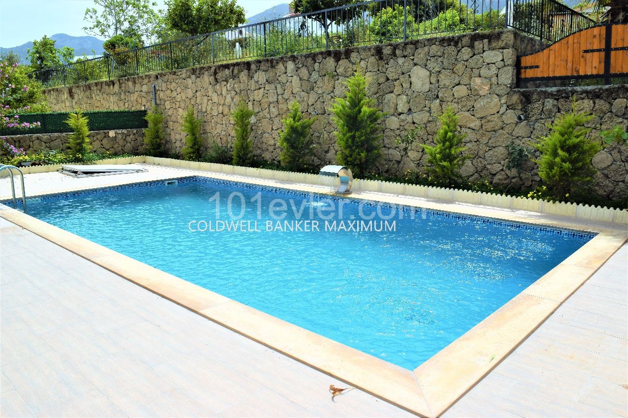 3+1 Villa with Swimming Pool in Bellapais Kyrenia 