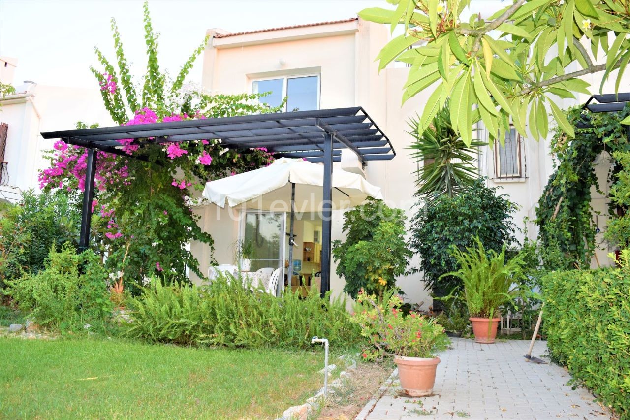 3 Bedroom Semi-detached Town House In Karaoglanoglu Kyrenia 