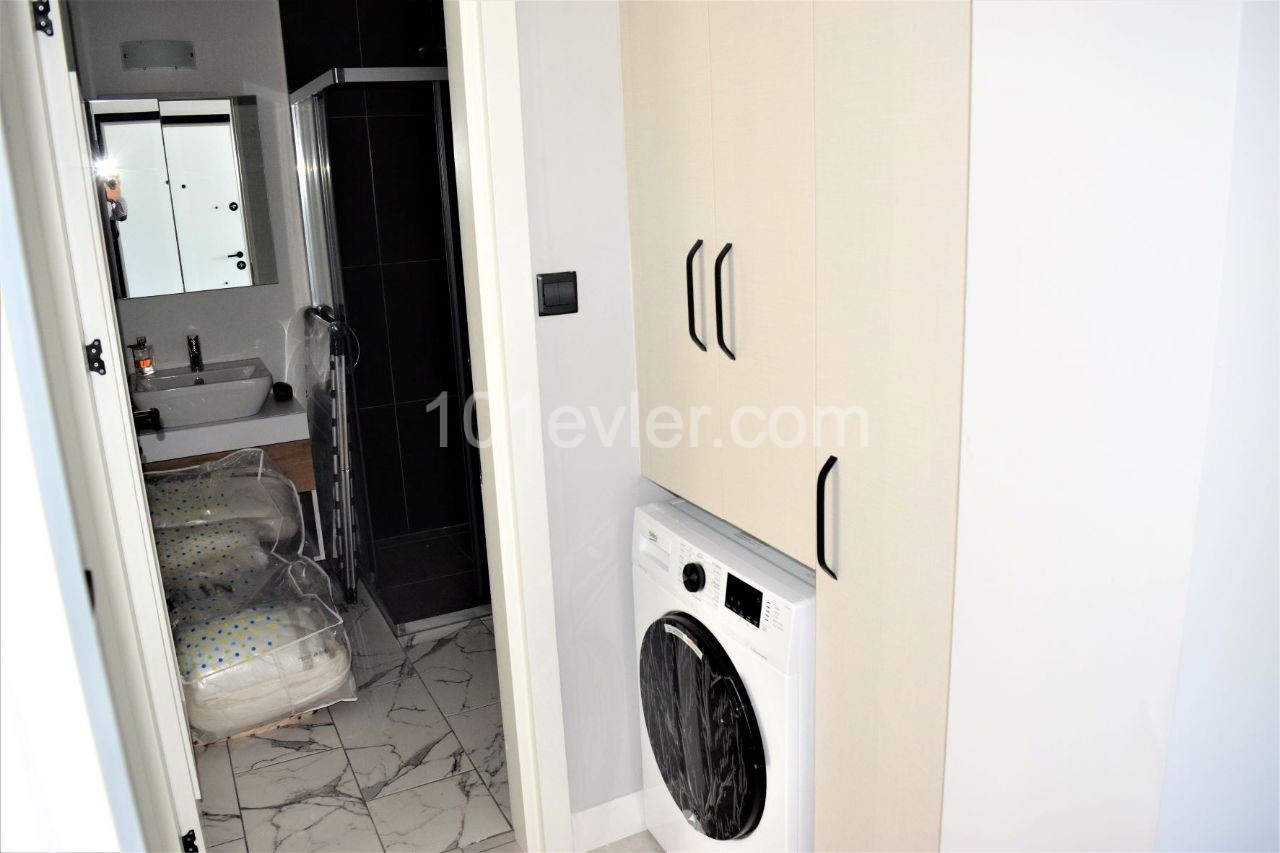 2+1 Apartment Flat with Garden and Sea View in Girne Karaoglanoglu 