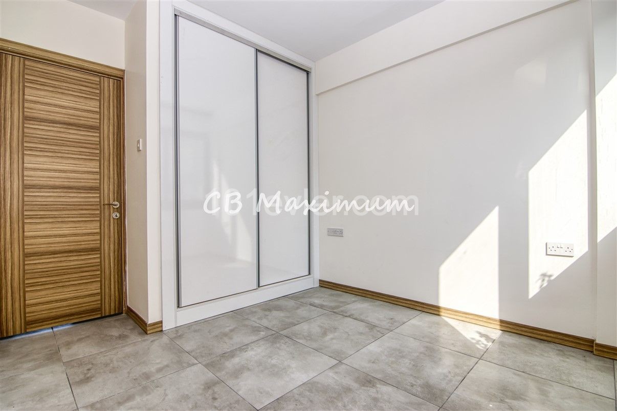 Garden Floor 2+1 Apartment for Sale On the Site in Alsancak ** 