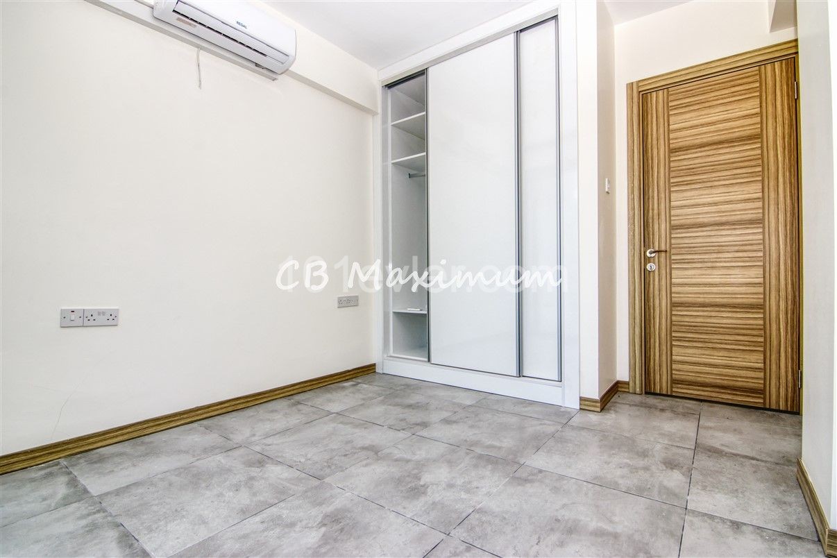 Garden Floor 2+1 Apartment for Sale On the Site in Alsancak ** 