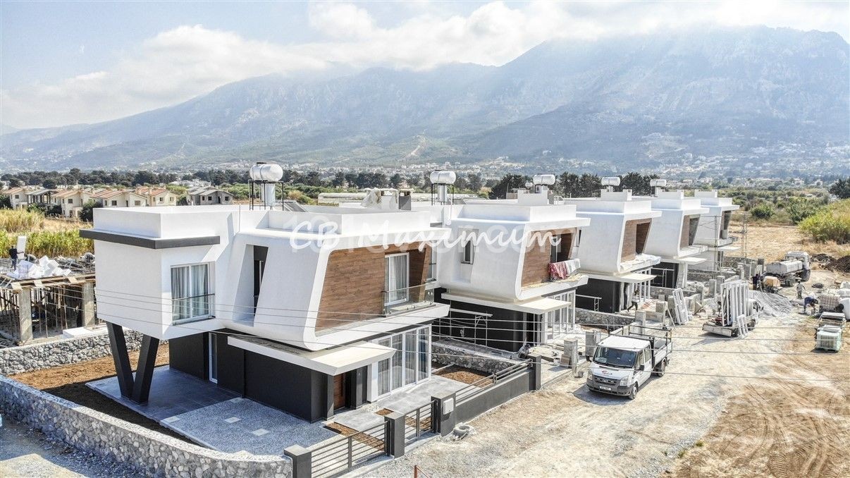 NORTH CYPRUS KYRENİA KARŞİYAKA REGİON 3+1 VİLLA FOR SALE 