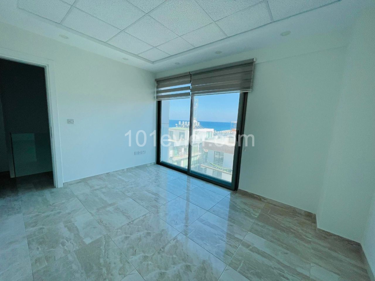 90 M2 DUBLEX NEW OFFICE IN THE CENTER OF CYPRUS KYRENIA ** 