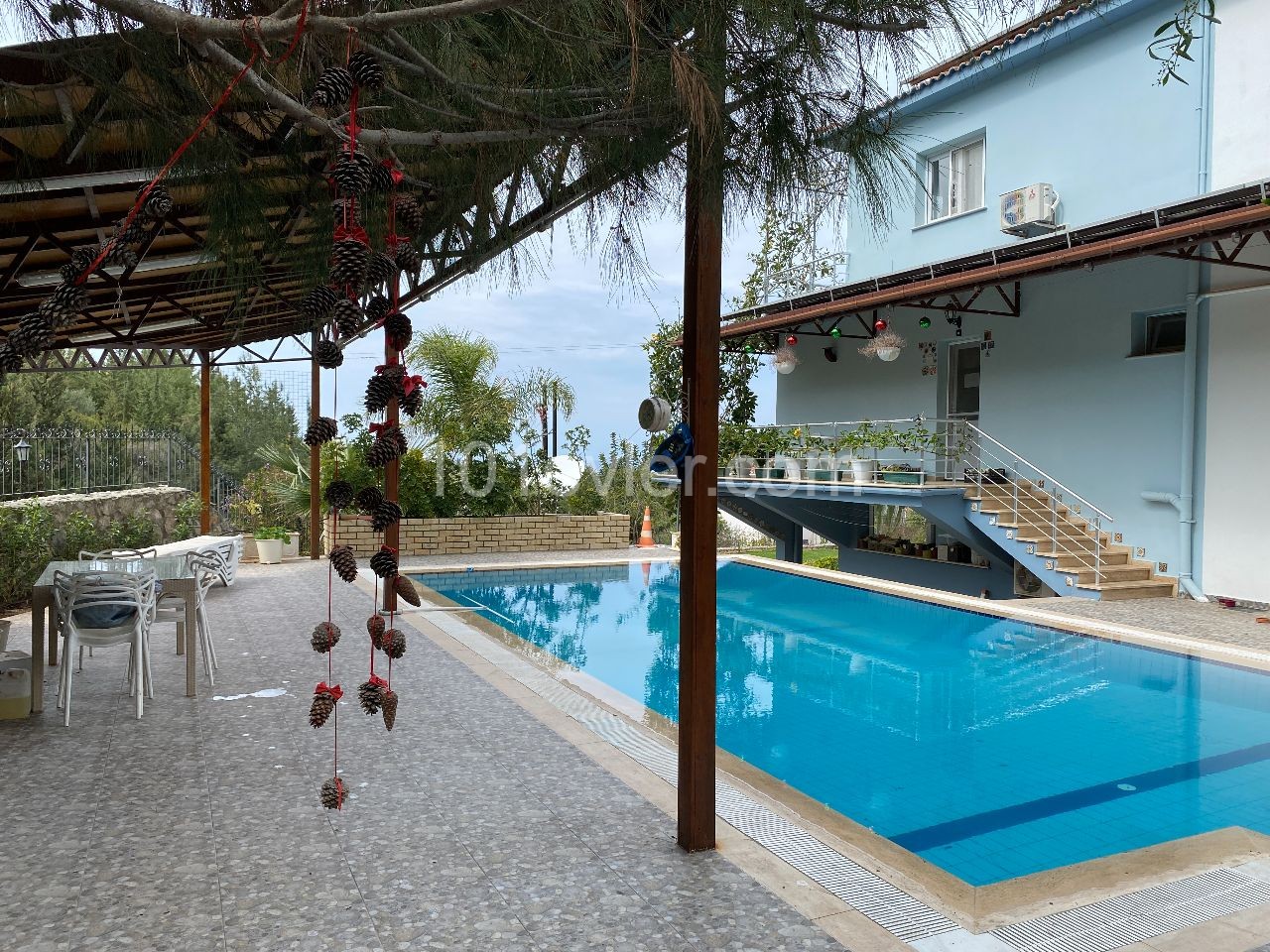 5+1 VILLA ZUM VERKAUF IN EDREMIT KYRENIA MIT HERRLICHEM BERG-UND MEERESBLICK ** 