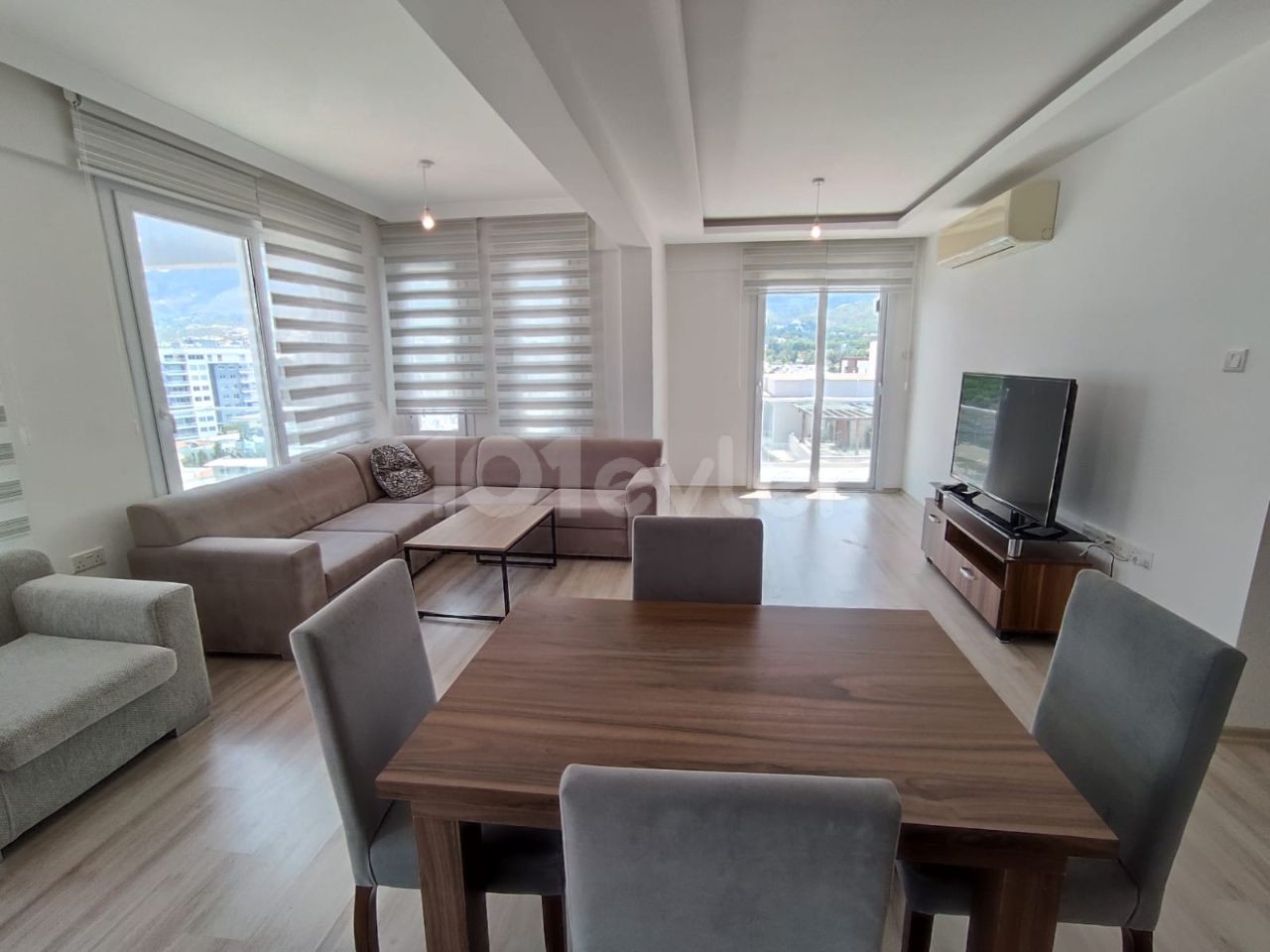 3+1 Penthouse with Shared Pool Inside the Site in the Center of Kyrenia ** 